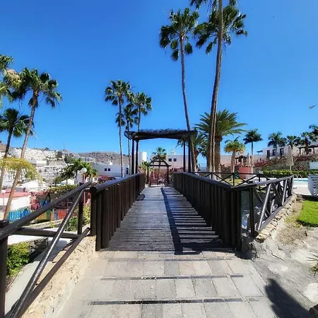 Holidays In Paradise Апартаменты